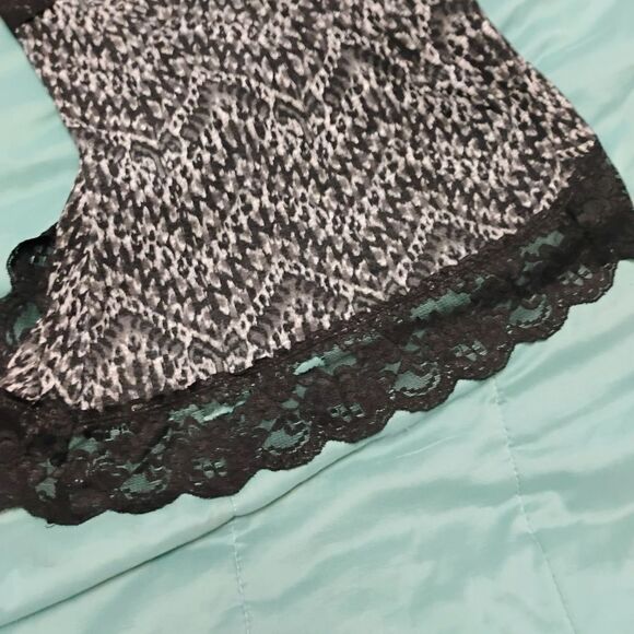 CATO brand Neglige - Size: XL        (0888) - Picture 4 of 5